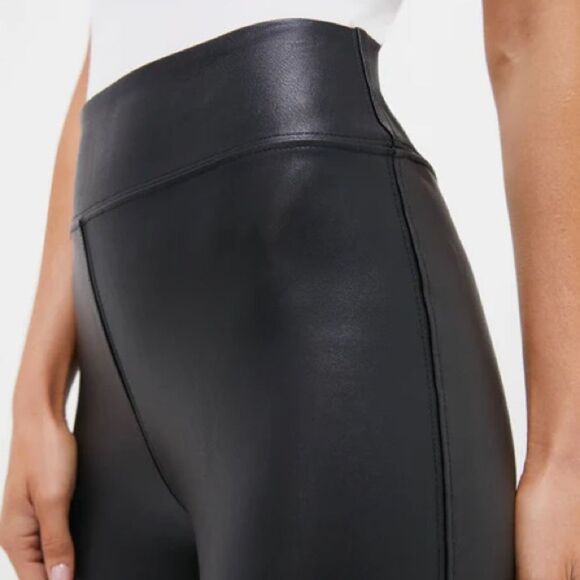 Tuckernuck Black Faux Vegan Leather Pull On Stretch Edgy Leggings Size L - Picture 7 of 14